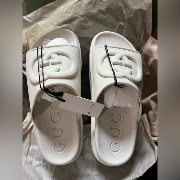 New Gucci GG double G interlock G rubber platform off white slides sandals - Picture 6 of 10